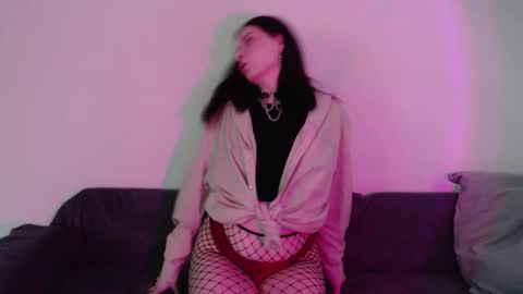 Snapshot of iintimate_flesh chatting on 09-16-25, 08:04 Vella online show from 09-16-25, 08:04