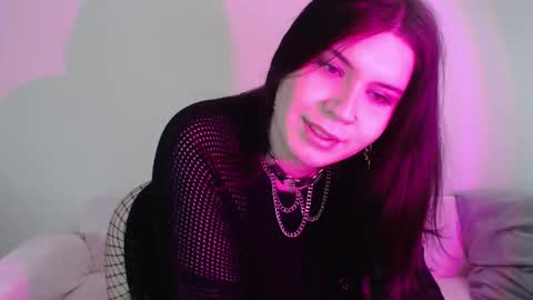 Snapshot of iintimate_flesh chatting on 09-23-25, 08:28 Vella online show from 09-23-25, 08:28
