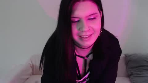 Snapshot of iintimate_flesh chatting on 10-11-25, 08:24 Vella online show from 10-11-25, 08:24