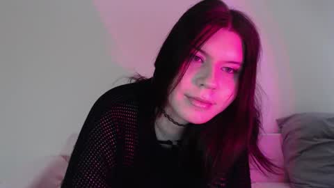 Snapshot of iintimate_flesh chatting on 10-13-25, 10:15 Vella online show from 10-13-25, 10:15