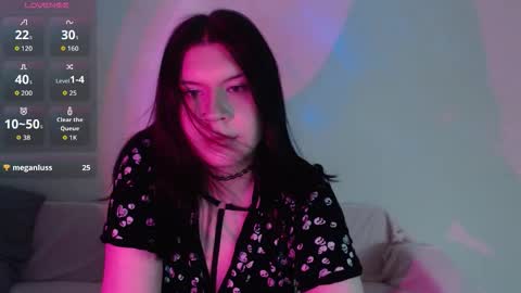 Snapshot of iintimate_flesh chatting on 10-19-25, 02:40 Vella online show from 10-19-25, 02:40