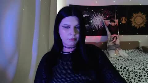 Snapshot of iintimate_flesh chatting on 06-24-26, 03:11 Vella online show from 06-24-26, 03:11