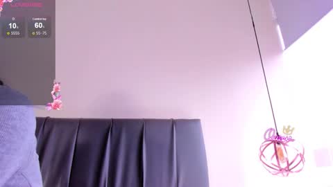 Isabella online show from 02-18-26, 12:12