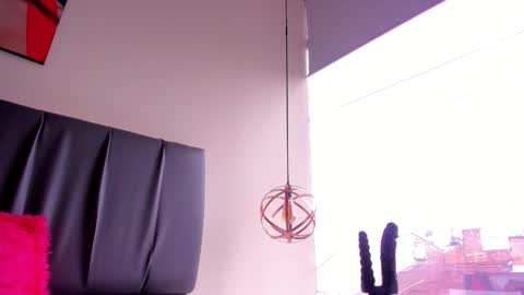 Isabella online show from 03-24-26, 12:32