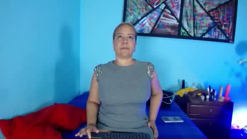  Livana  online show from 11-14-25, 04:38