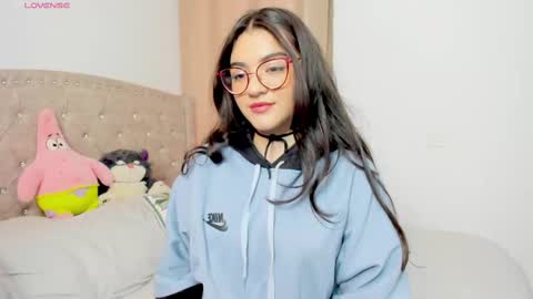 Snapshot of iki_mei chatting on 02-26-25, 01:41 Maria online show from 02-26-25, 01:41