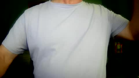 Snapshot of il_undercover chatting on 06-06-26, 10:09 il_undercover online show from 06-06-26, 10:09