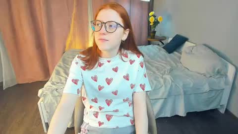 Snapshot of ilanacruice chatting on 04-30-26, 07:42 Ilana online show from 04-30-26, 07:42