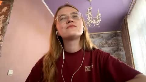 Snapshot of ilaparramore chatting on 06-12-26, 09:52 Alice online show from 06-12-26, 09:52