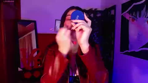 ilayra_smith online show from 09-10-25, 08:31