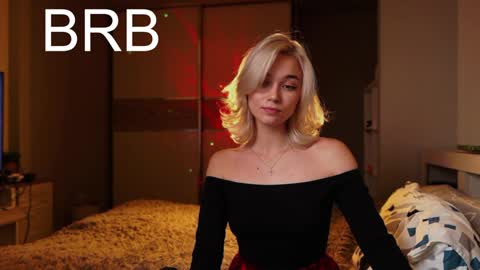 ileanacampbel online show from 12-16-24, 03:51