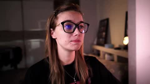 ileanacampbel online show from 09-18-25, 04:25