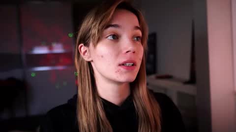 ileanacampbel online show from 10-24-25, 04:20