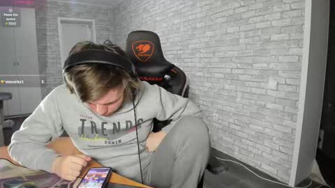 Snapshot of iliaskrislove chatting on 02-22-25, 04:09 iliaskris online show from 02-22-25, 04:09