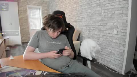 Snapshot of iliaskrislove chatting on 02-27-25, 06:29 iliaskris online show from 02-27-25, 06:29