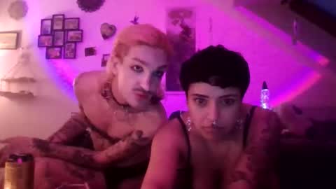 Snapshot of illegeil chatting on 02-04-26, 06:08 Latin Geil online show from 02-04-26, 06:08