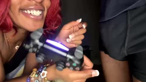 Snapshot of illoqu3nt chatting on 01-21-25, 12:25 Dre online show from 01-21-25, 12:25