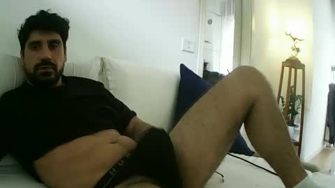 Snapshot of ilmangj90 chatting on 05-14-26, 08:21 ilmangj90 online show from 05-14-26, 08:21