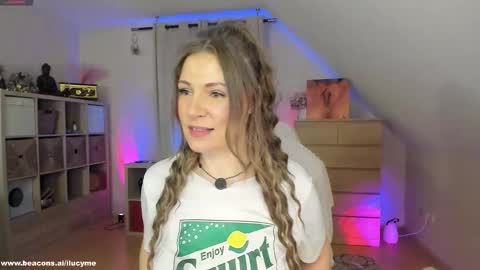 ilucyme online show from 02-25-26, 07:01