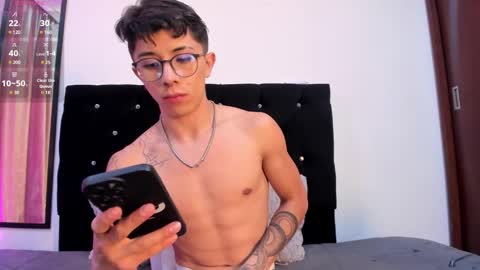 Snapshot of im__thomas chatting on 12-11-24, 05:21 IM  THOMAS online show from 12-11-24, 05:21