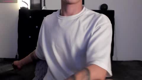 Snapshot of im__thomas chatting on 09-26-25, 05:00 IM  THOMAS online show from 09-26-25, 05:00