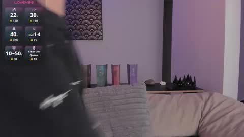 IM  THOMAS online show from 12-15-25, 05:01