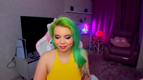 Roxy online show from 09-24-25, 06:22