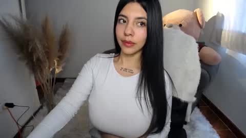 Snapshot of im_alyn chatting on 12-02-25, 03:40 Alyn online show from 12-02-25, 03:40