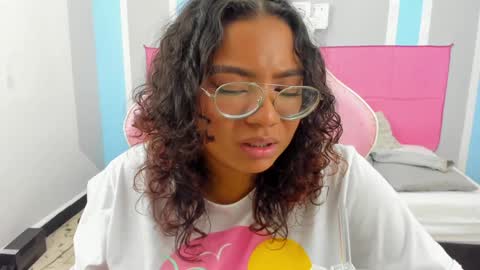 Snapshot of im_angels7 chatting on 01-20-25, 02:01 Angela online show from 01-20-25, 02:01