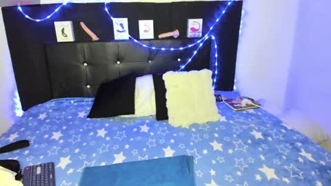 Snapshot of im_angels7 chatting on 01-24-25, 11:26 Angela online show from 01-24-25, 11:26