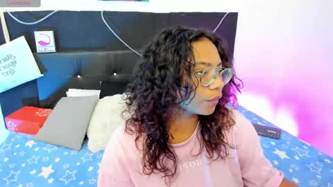 Snapshot of im_angels7 chatting on 02-13-25, 04:00 Angela online show from 02-13-25, 04:00