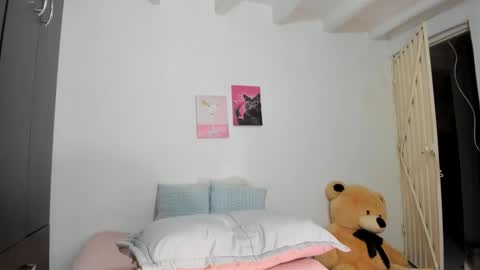 Snapshot of im_caro chatting on 06-01-26, 04:14 Caro online show from 06-01-26, 04:14