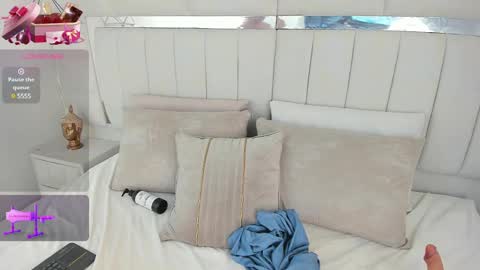 DAHLIA online show from 02-19-25, 02:23