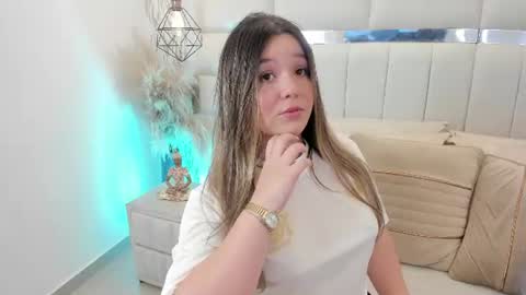 Snapshot of im_dalhia chatting on 06-17-26, 08:54 DAHLIA online show from 06-17-26, 08:54