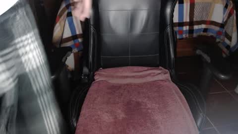 Snapshot of im_dave21 chatting on 10-22-25, 10:59 im_dave21 online show from 10-22-25, 10:59