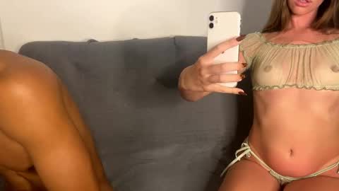 Snapshot of im_emmaof chatting on 10-25-25, 03:14 Emma and Matt online show from 10-25-25, 03:14