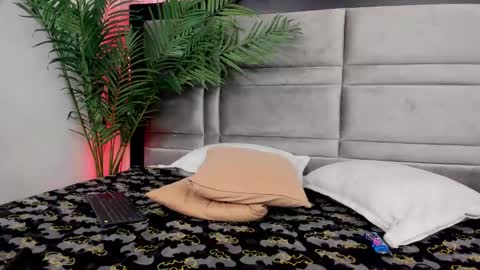  Im Gaia online show from 01-22-25, 07:13