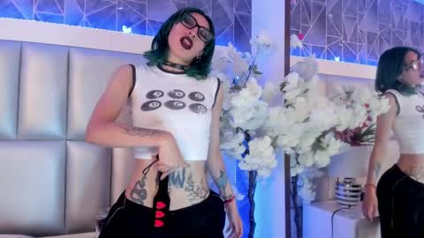  Im Gaia online show from 03-12-25, 07:38