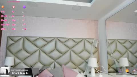  Im Gaia online show from 10-09-25, 12:25