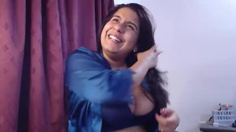 Snapshot of im_madissonwell chatting on 10-08-25, 02:20 im madissonwell online show from 10-08-25, 02:20