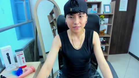 Snapshot of im_mathias chatting on 09-28-25, 05:51 mathias online show from 09-28-25, 05:51