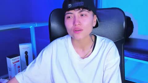 mathias online show from 12-18-25, 04:40