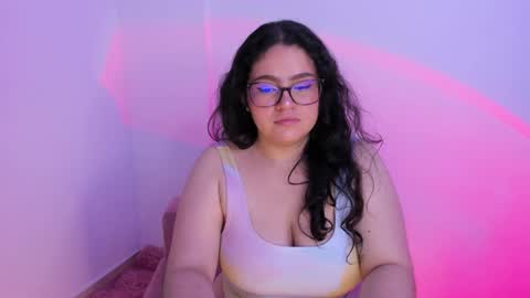 mei mei uwu online show from 10-24-25, 03:58