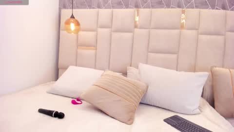 im_miadoll online show from 03-07-26, 07:55