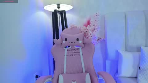 im_miadoll online show from 04-20-26, 12:41