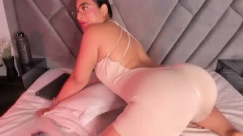 Snapshot of im_natalieefoster chatting on 06-20-26, 10:29 natalie online show from 06-20-26, 10:29