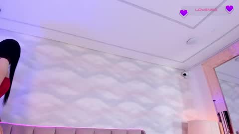 Nika online show from 05-18-26, 12:44