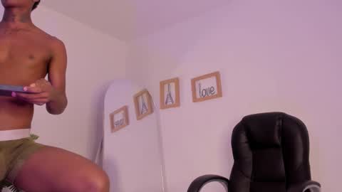 Snapshot of im_oleider chatting on 02-27-26, 04:56 oleider dont forget your thumbs up online show from 02-27-26, 04:56