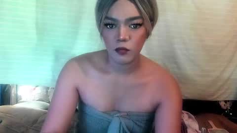 ella may online show from 01-27-25, 04:09