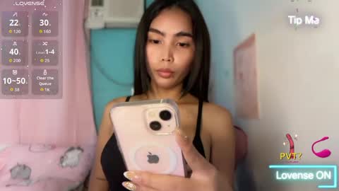 Snapshot of im_your_sexy_wifexxx chatting on 04-25-26, 11:02 Ms. M online show from 04-25-26, 11:02